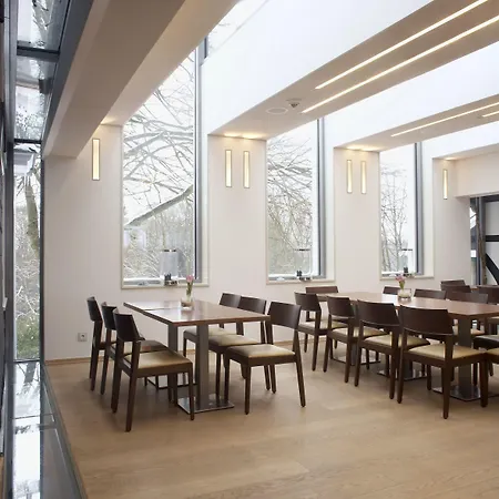 Seminar- & Tagungshotel Grosse Ledder Hotel 4*