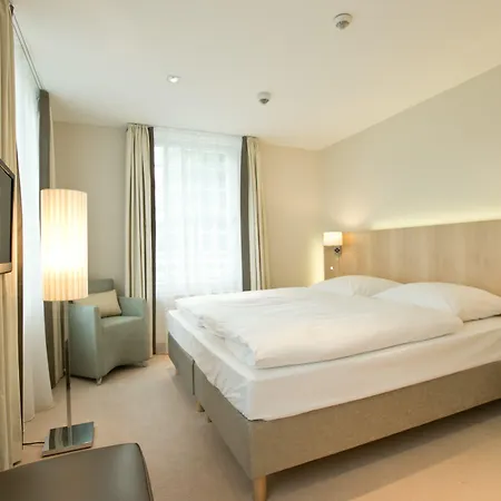 Seminar- & Tagungshotel Grosse Ledder Ξενοδοχείο Wermelskirchen