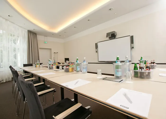 Seminar- & Tagungshotel Grosse Ledder Hotel 4*